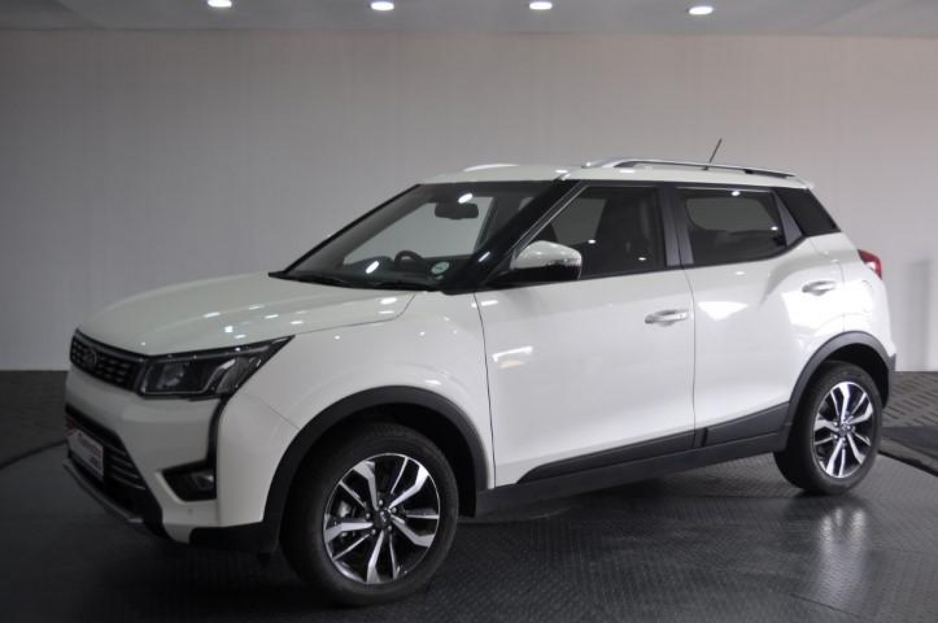 Buy 2020 Mahindra Xuv300 1.5d (w8) - for sale In Pretoria / Tshwane