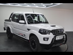 2025 Mahindra Pik Up