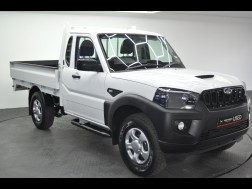 2025 Mahindra Pik Up