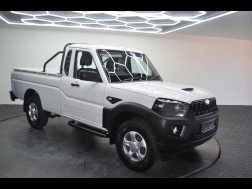 2025 Mahindra Pik Up